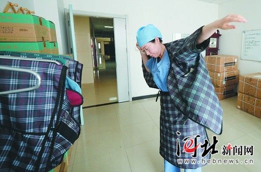 直擊：醫(yī)院里的“鉛衣人”